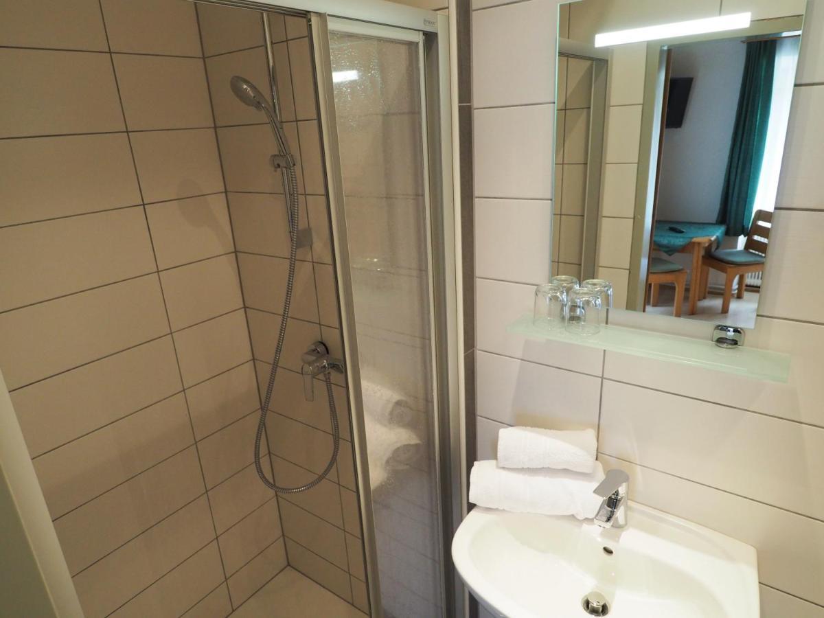 Gasthof Zum Gruenen Specht Oberzeiring Bagian luar foto