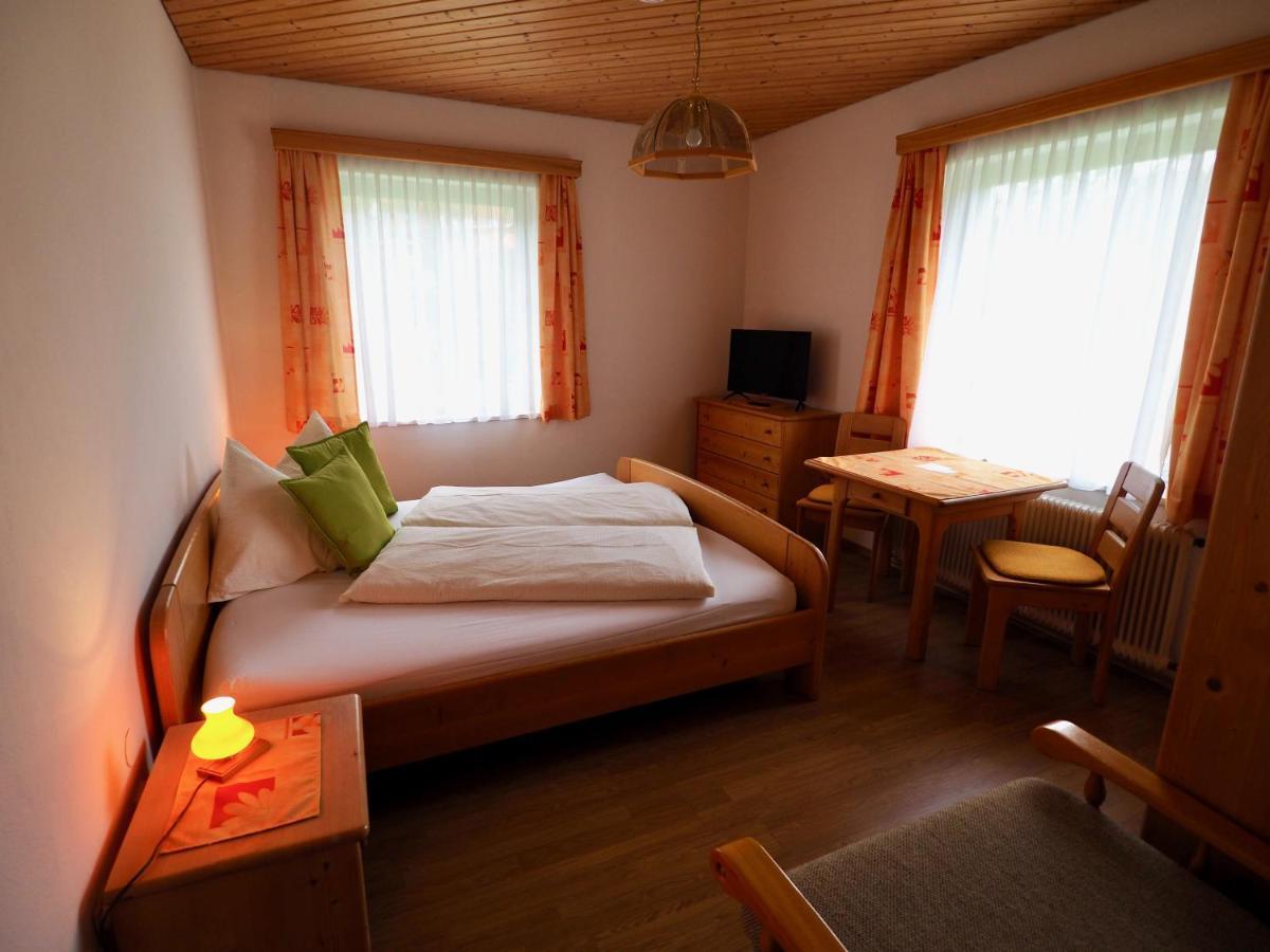Gasthof Zum Gruenen Specht Oberzeiring Bagian luar foto